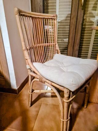 Silla de mimbre natural