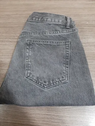 Pantalón Zara Gris Chico