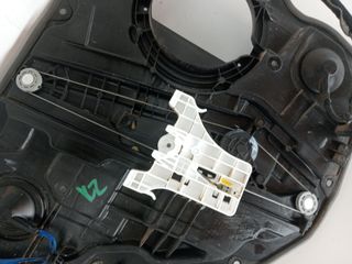 ELEVALUNAS TRASERO DERECHO KIA CEED (2)