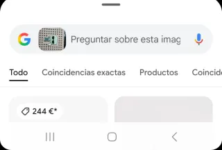 Bolso de mano con tachuelas