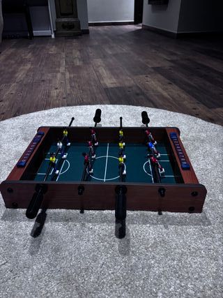 Futbolín 50x30x10 cm + 2 Balones