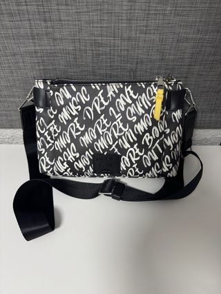Bolso Parfois negro y blanco con estampado