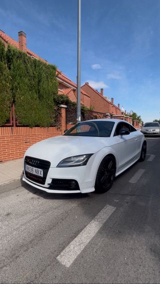 Audi TTS 2011