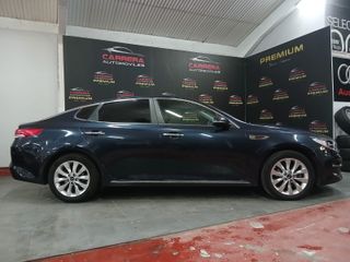 FLAMANTE KIA Optima CRDI, AUTO,141 C.V 2016