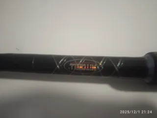 Caña de pescar Okuma para barco