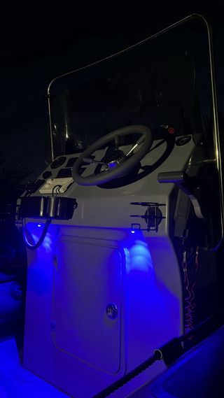 ¡¡Se vende espectacular Semirrígida!! COMO NUEVA!!