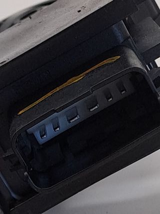 MOTOR ELEVALUNAS TRASERO DERECHO KIA XCEED