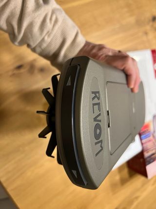 Colgador Eléctrico de Corbatas