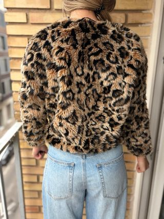 Chaqueta Bershka leopardo XS