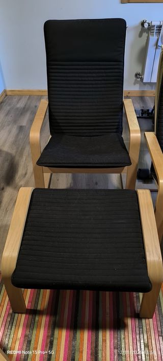 Sedie in legno e tessuto nere