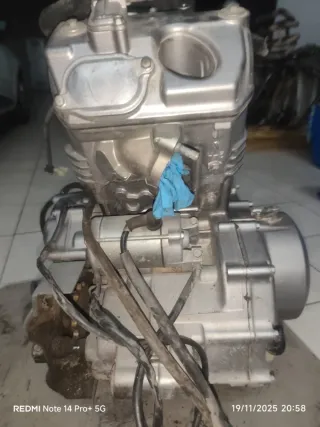 Motor honda transalp 650
