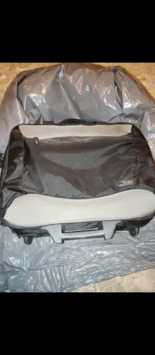 Maletín portaherramientas con ruedas Targus