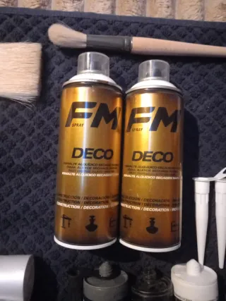 Lote Herramientas: Siliconas, Brochas y Más