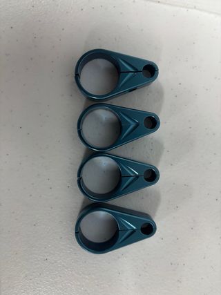 Bridas latiguillos freno quad