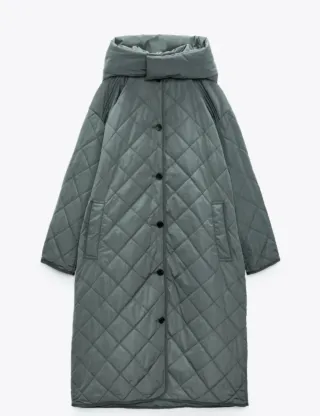 Chaqueta oversize larga acolchada Zara verde
