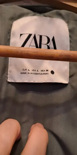 Chaqueta oversize larga acolchada Zara verde