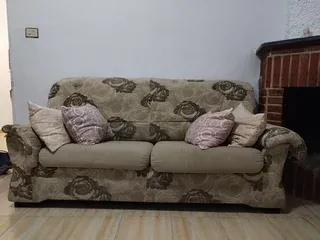 Sofá de tela estampado floral