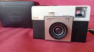 Cámara Kodak Instamatic 25 Analógica