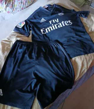 Traje Real Madrid Adidas