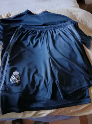 Traje Real Madrid Adidas