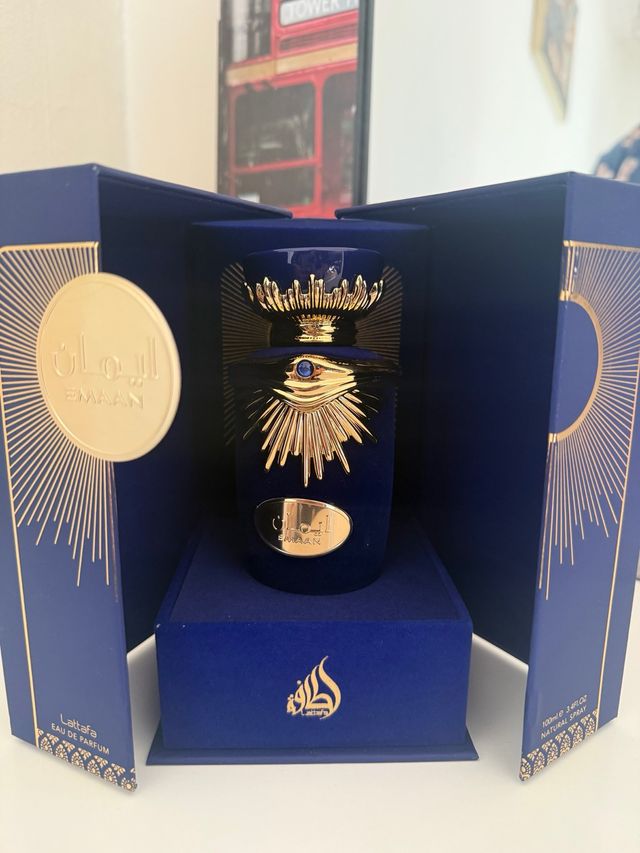 Perfume Lattafa Emaan Azul y Dorado