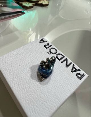 Pulsera Pandora y Charm Lagartija Plata