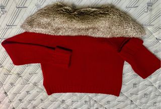 Chaqueta punto Roberto Verino roja, cuello de piel