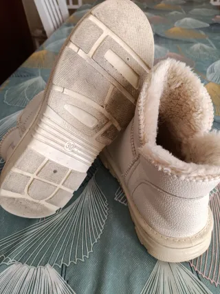 Botas de invierno beige mujer