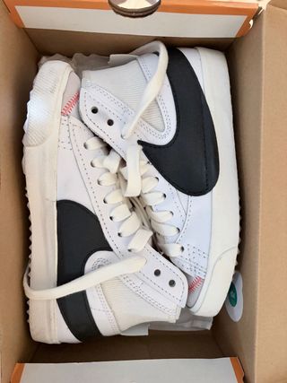 Nike Blazer Mid '77 Zapatillas Blancas Negras