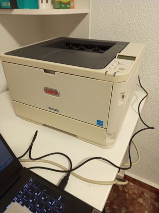 Impresora OKI B432 y tóner