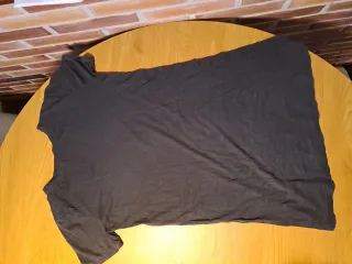 Camiseta Goazen gris talla 12 - 14. En buen estado