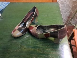 Zapatos de tacón patchwork