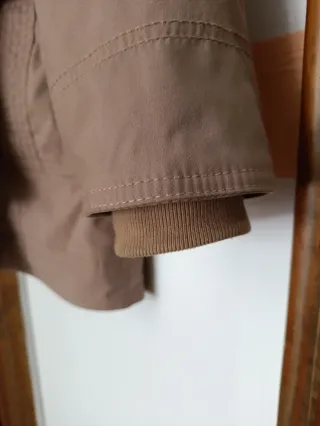 Abrigo Hollister Talla S Marrón