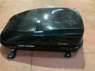 Cofre de coche  TowCar casi nuevo