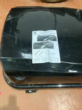Cofre de coche  TowCar casi nuevo