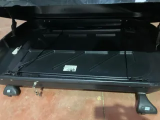 Cofre de coche  TowCar casi nuevo