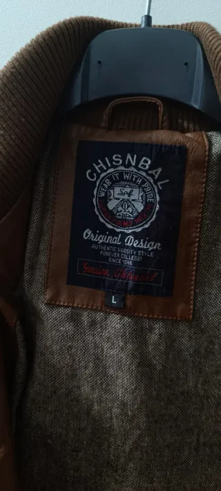 Chaqueta de polipiel marrón para hombre