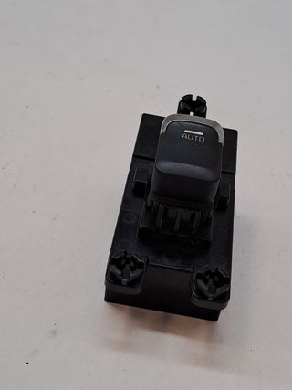 MANDO ELEVALUNAS TRASERO DERECHO KIA CEED (2)