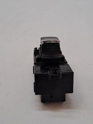 MANDO ELEVALUNAS TRASERO DERECHO KIA CEED (2)