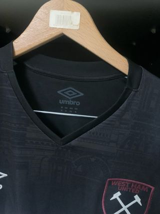Camiseta Oficial West Ham Umbro Talla L