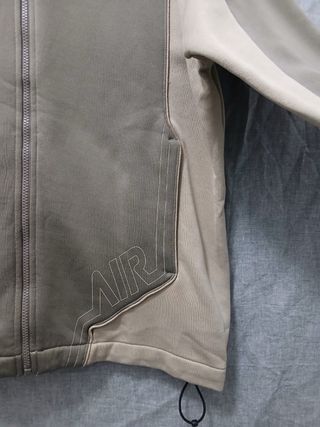 nike sweatshirt size L green