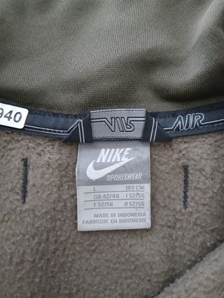 nike sweatshirt size L green