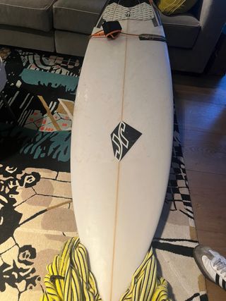 Tabla de surf blanca