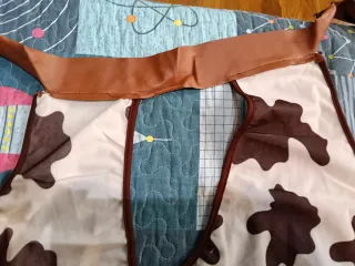 Disfraz vaquera marrón y rojo