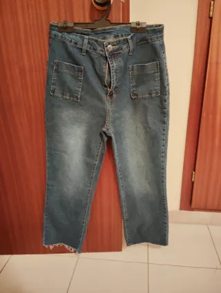 Pantalón tejano largo