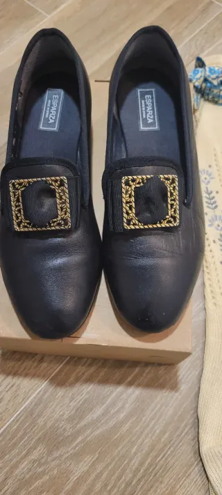 Zapatos fallero ESPARZA negros con detalle dorado