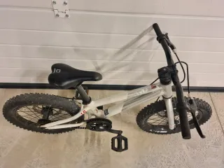 Bicicleta niño Commencal Ramones 16