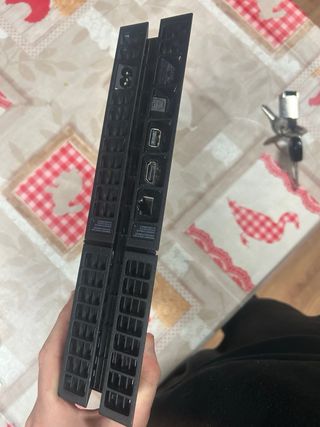 Console PS4 (PlayStation 4) Nera