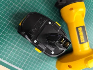 Adaptador Dewalt 18V Nicd - Bateria dewalt XR