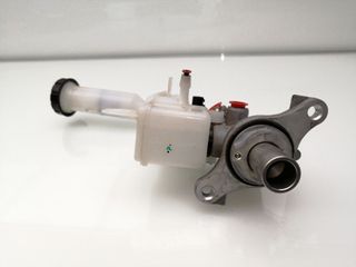 BOMBA FRENO NISSAN JUKE (F15)